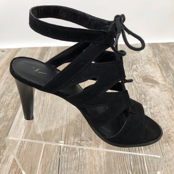 Simply Vera Vera Wang Shoes - Black Faux Suede Strappy Heels Womens 8.5
